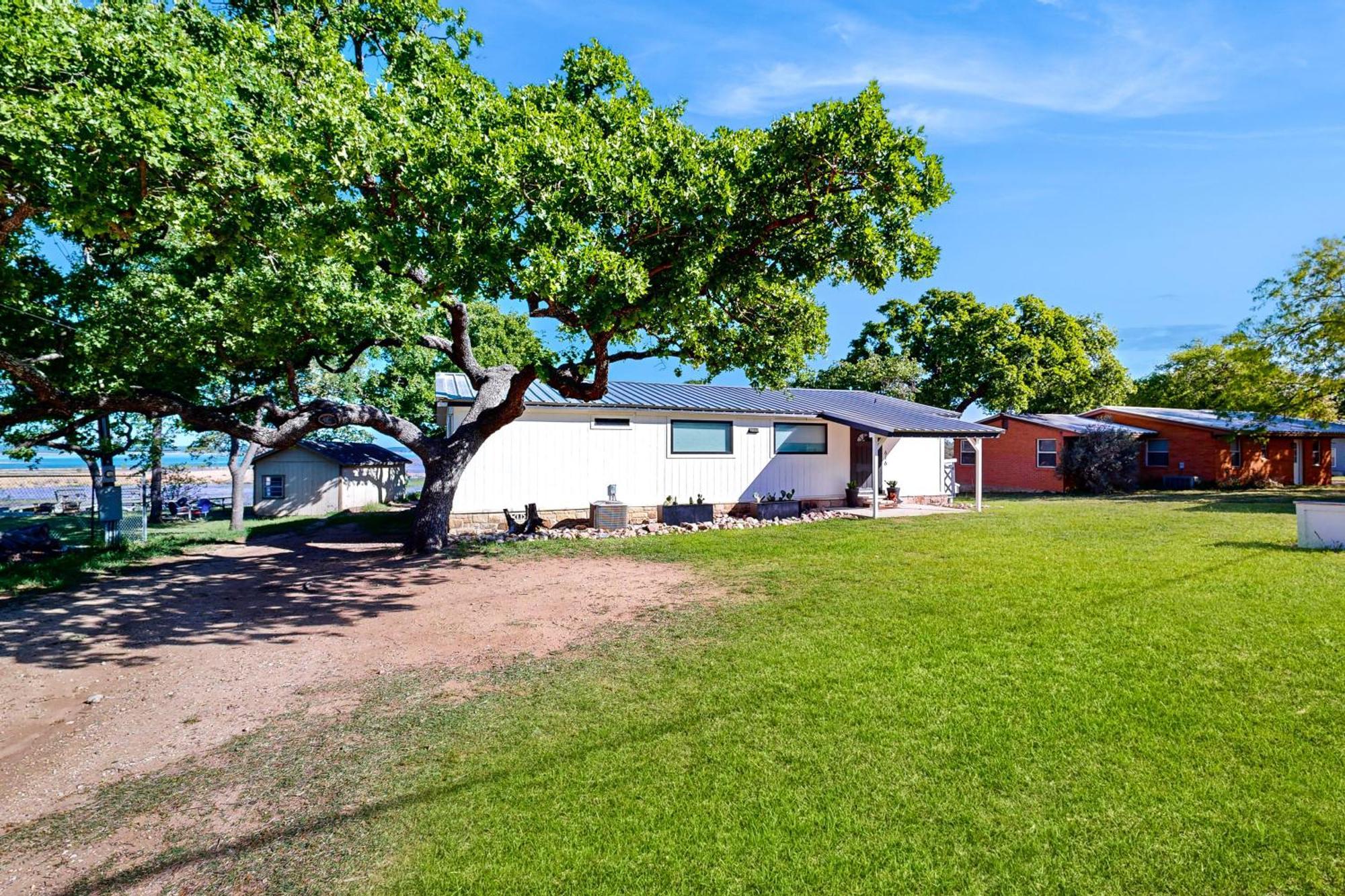 Lake Buchanan Living Burnet Exterior photo